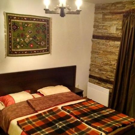 Family Apartment "Cosy Nature" Szmoljan Kültér fotó
