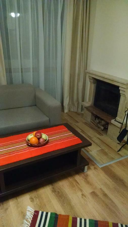 Family Apartment "Cosy Nature" Szmoljan Kültér fotó